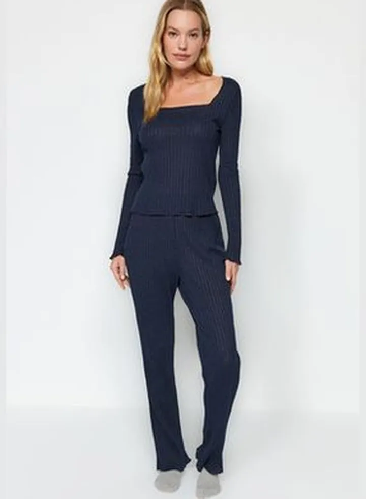 Navy Blue Square Collar Lettuce Detailed Camisole Tshirt-Pants Knitted Pajamas Set THMAW24PT00078