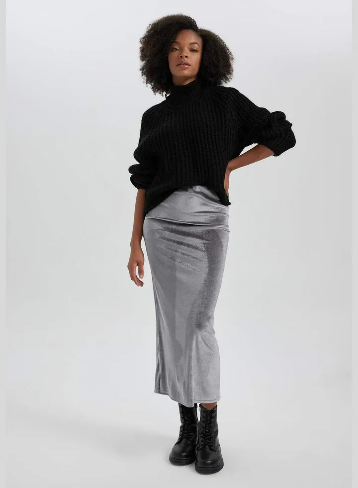 Woman Pencil Skirt Knitted Skirt