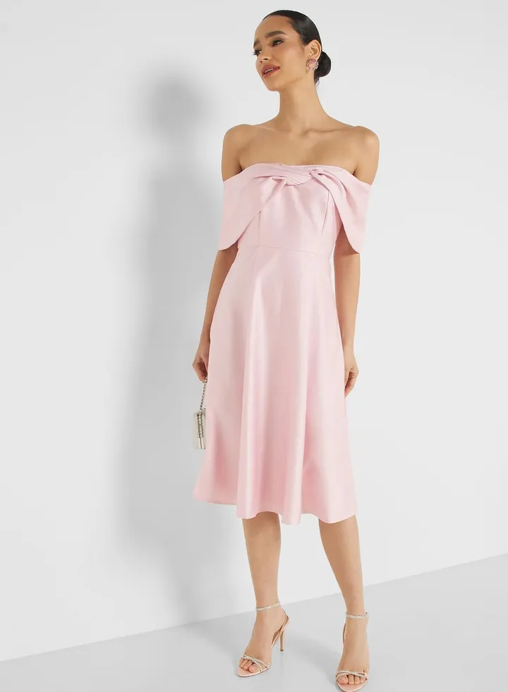 Lace Detail Pleated Dress