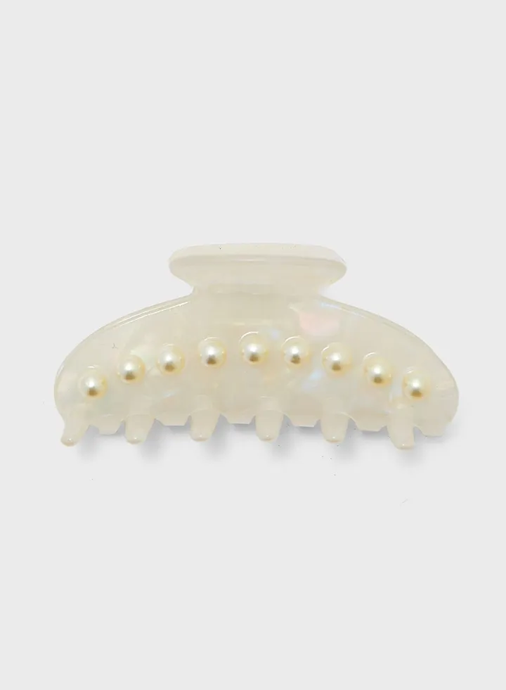 Pearl Hair Claw Clip