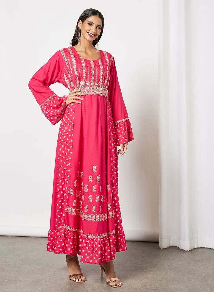 Embroidered Jalabiya Dress With Sheila