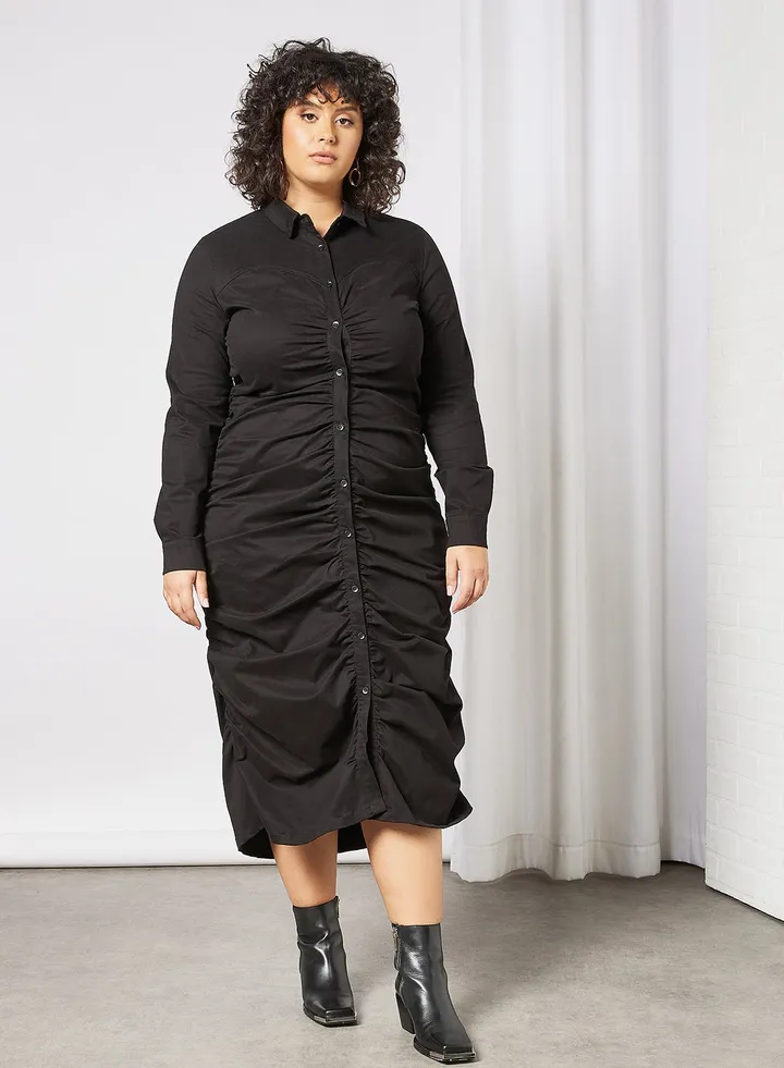 Plus Size Ruched Midi Dress Black