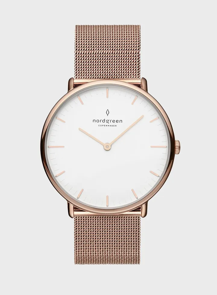 Casual Round Analog Watch