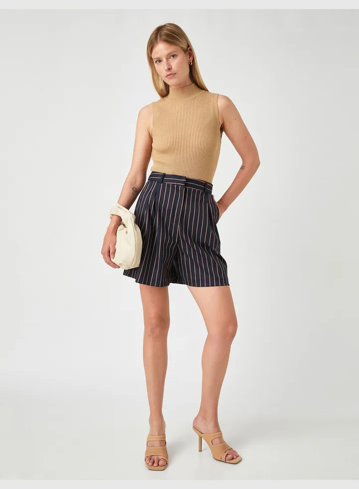 Pocket Wide Leg Shorts