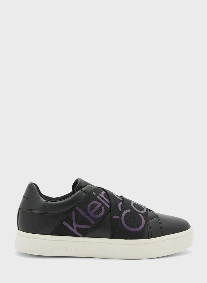 Classic Lace Ups Sneakers