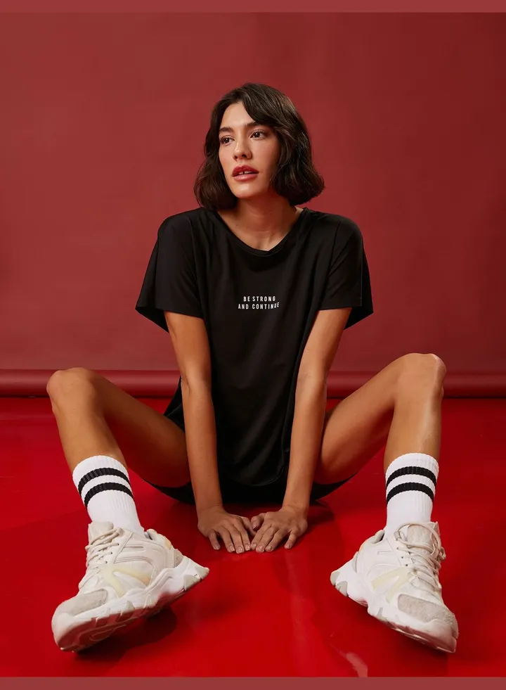 Scoop Neck Slogan Printed Oversized T-Shirt