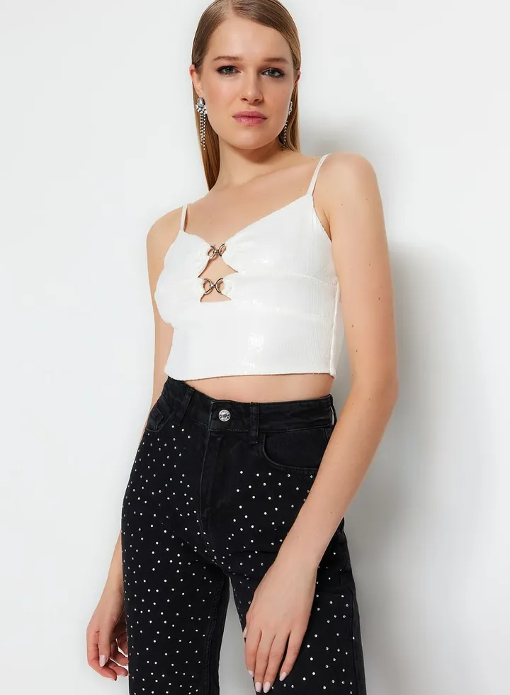 Cut Out Strappy Crop Top