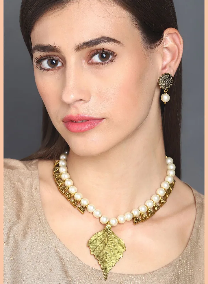 Gold-Plated Antique Leaf Loops Beaded Necklace Set