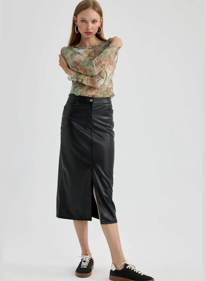 Woman Pencil Skirt Knitted Skirt