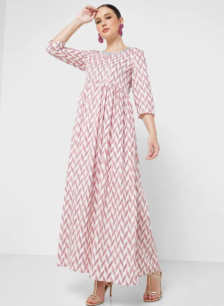 Embroidered Tiered Jalabiya