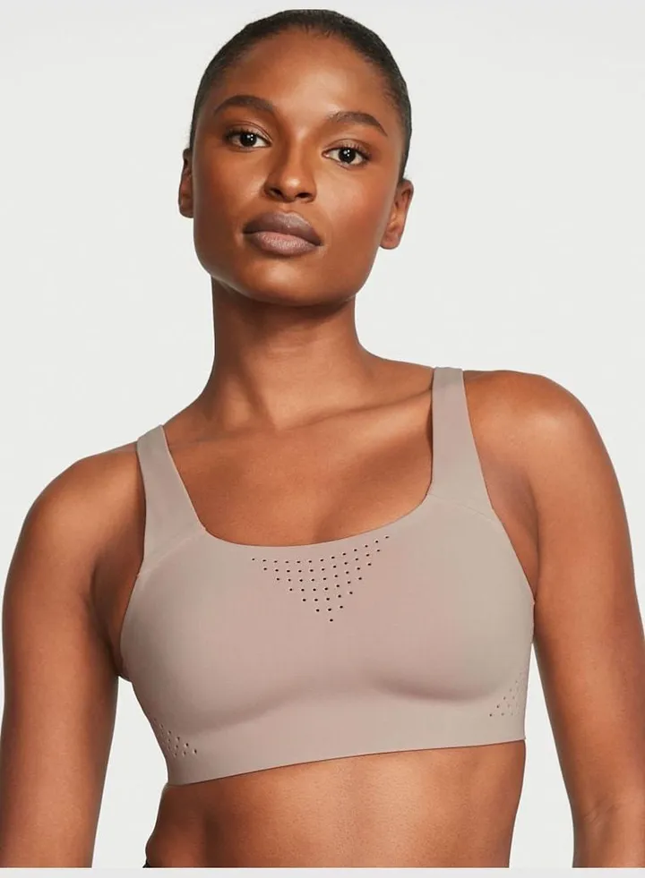 Featherweight Max Sports Bra