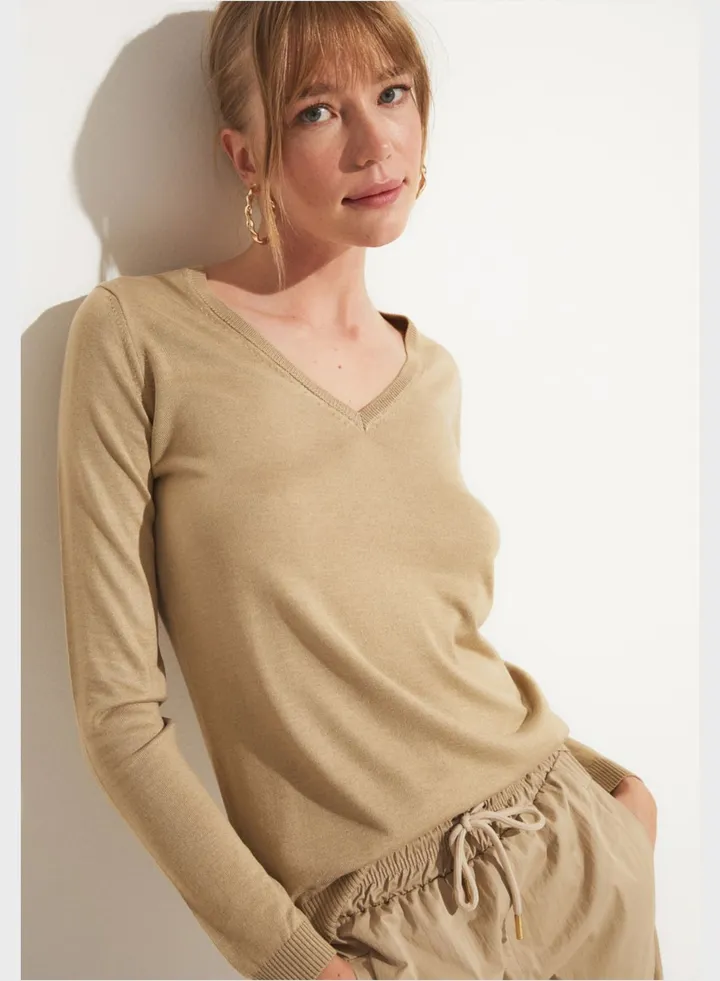 V-Neck Knitted Sweater
