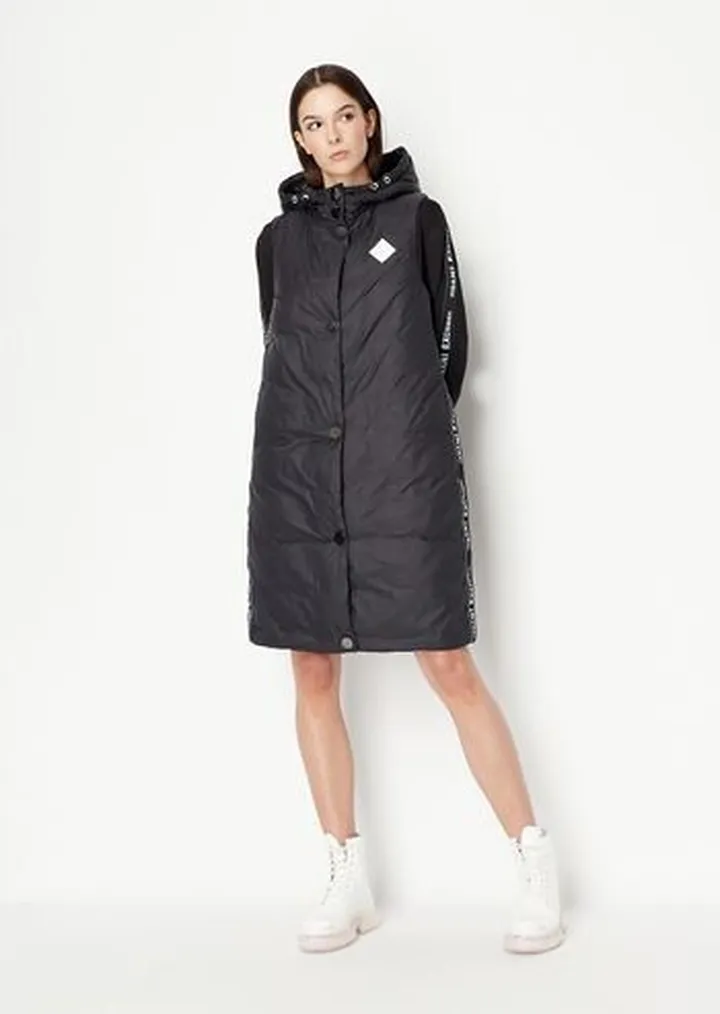 Recycled nylon puffer jacket vest
