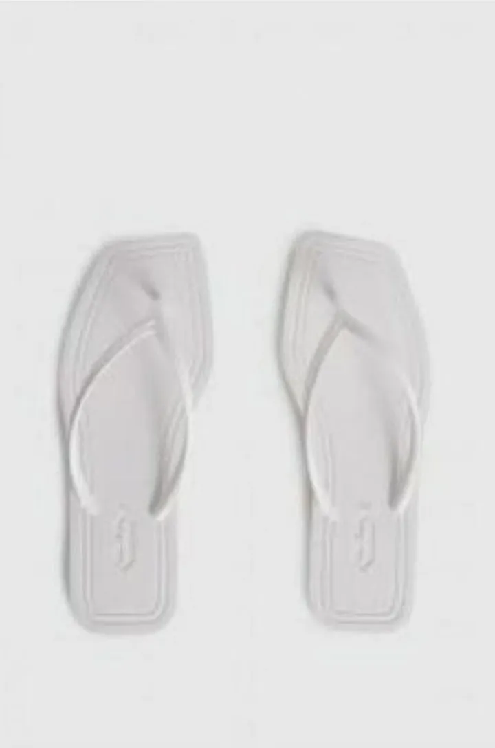 Carlotha Ray Thong Flip Flop Slipper - White