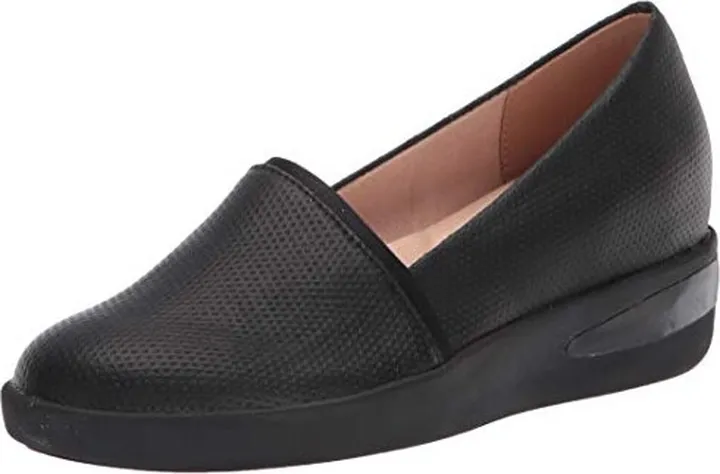 Kenneth Cole REACTION Women's Slip on Sneaker