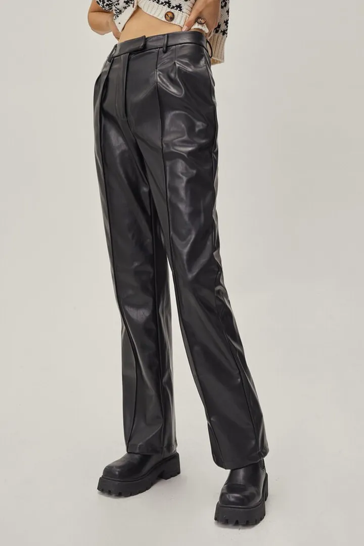 Nasty Gal Womens Faux Leather Straight Leg Pleated Pants