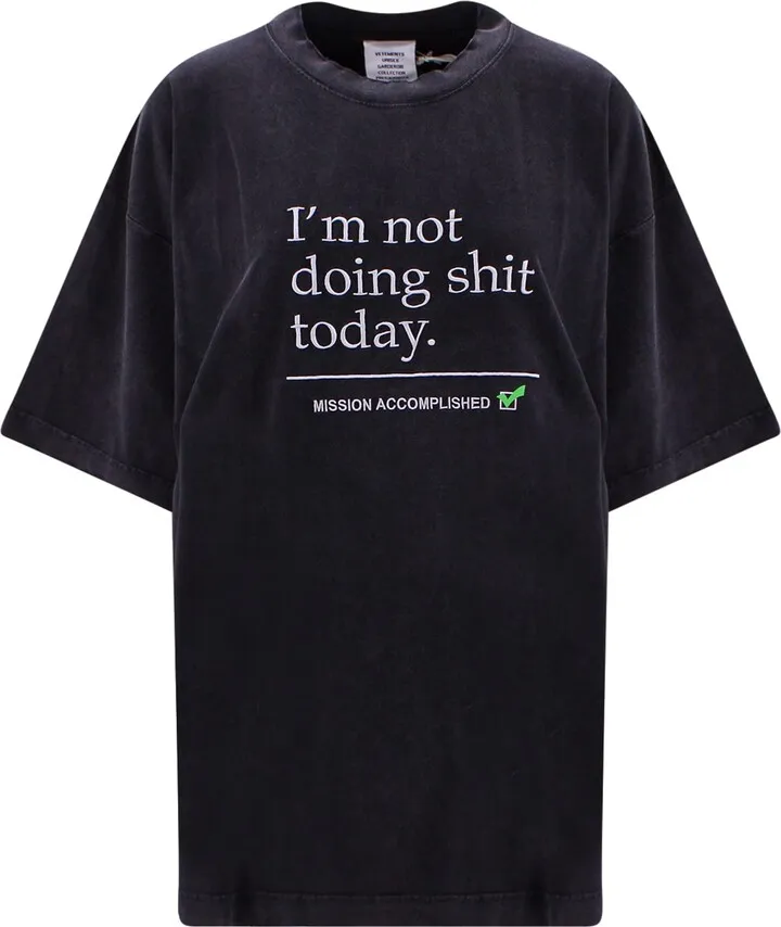 Cotton t-shirt with embroidery on the front