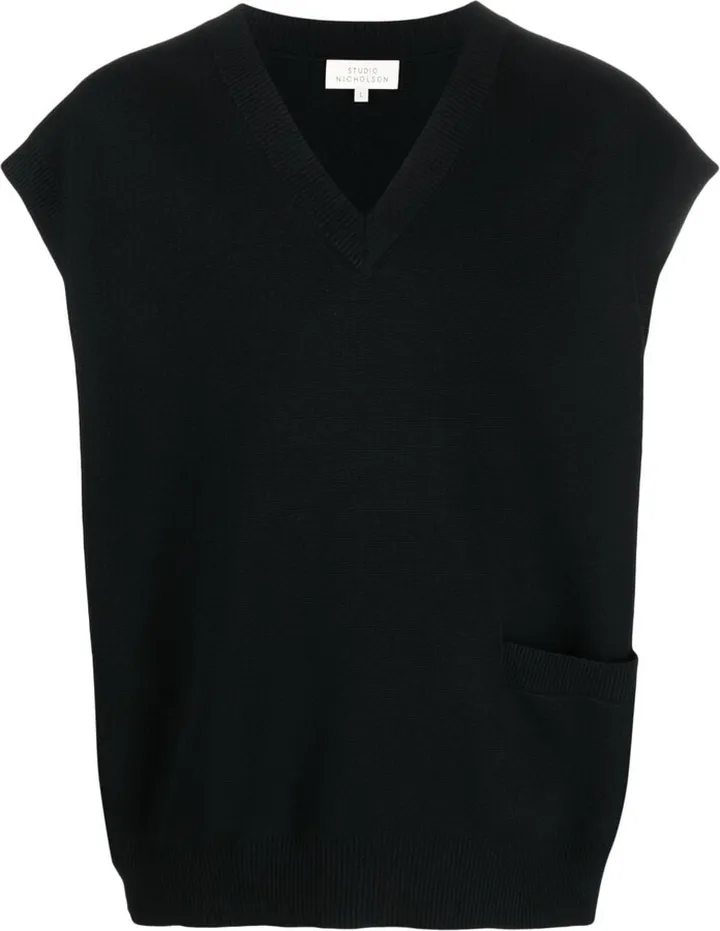 V-neck knitted vest
