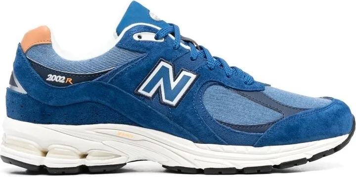2002R low-top sneakers