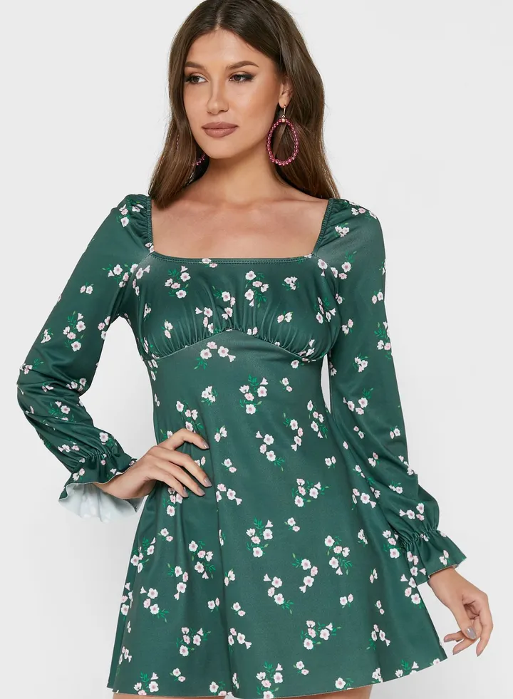 Balloon Sleeve Sweetheart Neck Dress