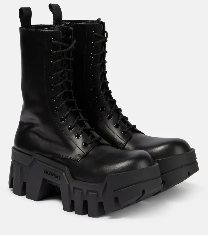 Bulldozer lace-up leather ankle boots