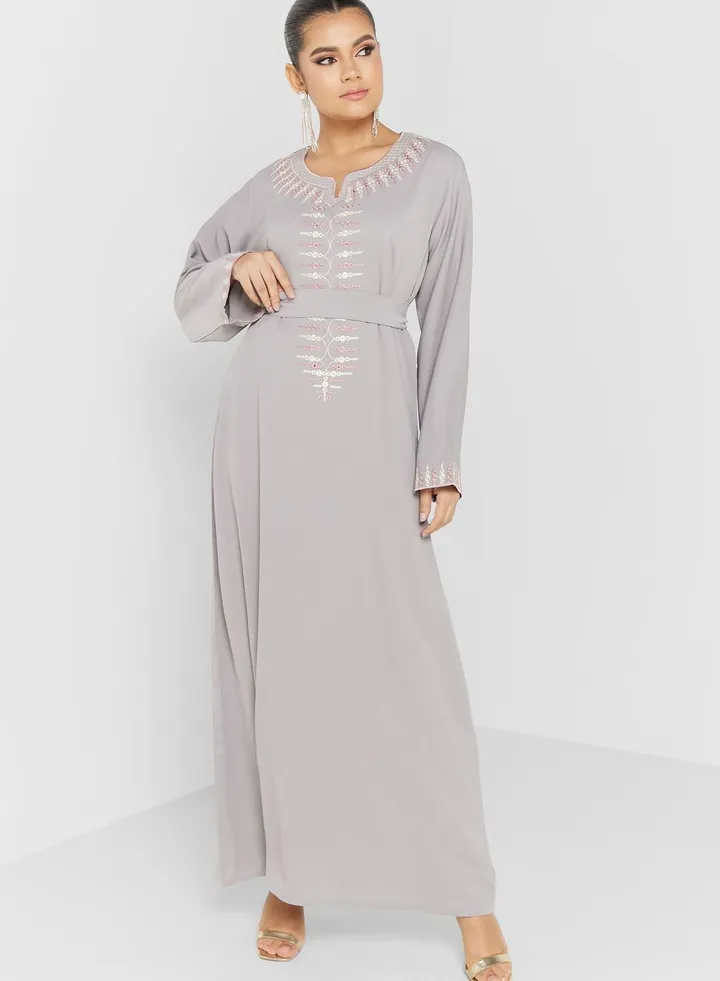Embroidered Belted Jalabiya