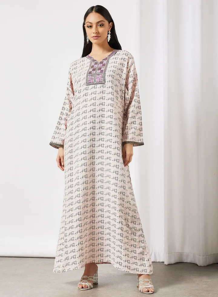 Embroidred Bib Detail Neck Printed Jalabiya