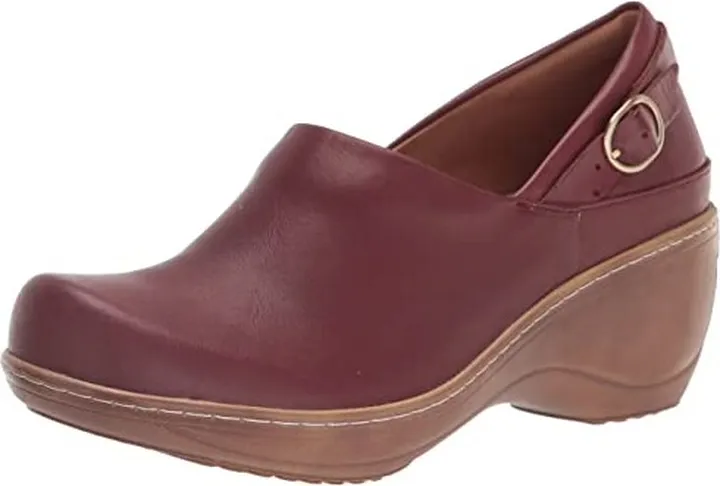 SoftWalk Women's Minna Clog