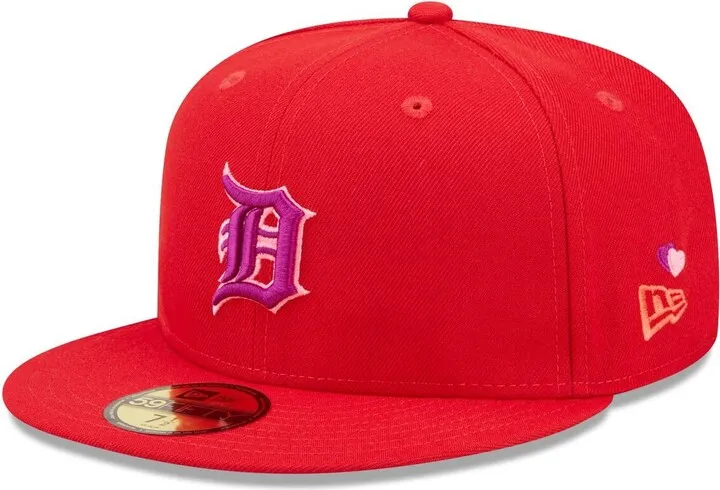 Men's New Era Red Detroit Tigers Purple Undervisor 59FIFTY Fitted Hat