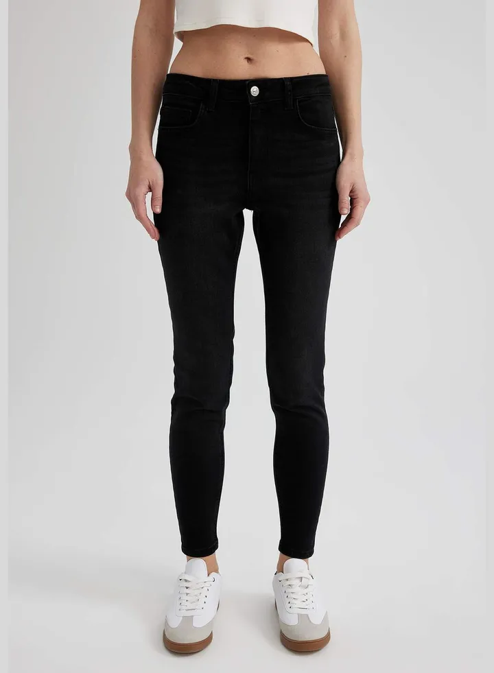 Woman Denim Trousers Skinny Fit