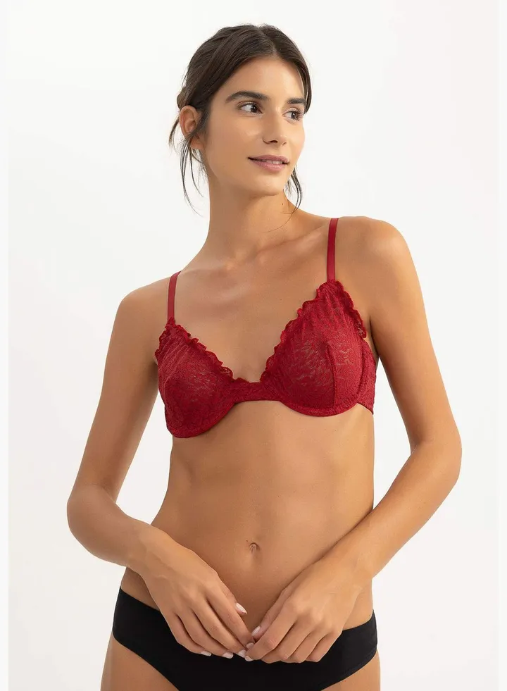 Woman Wire Bra