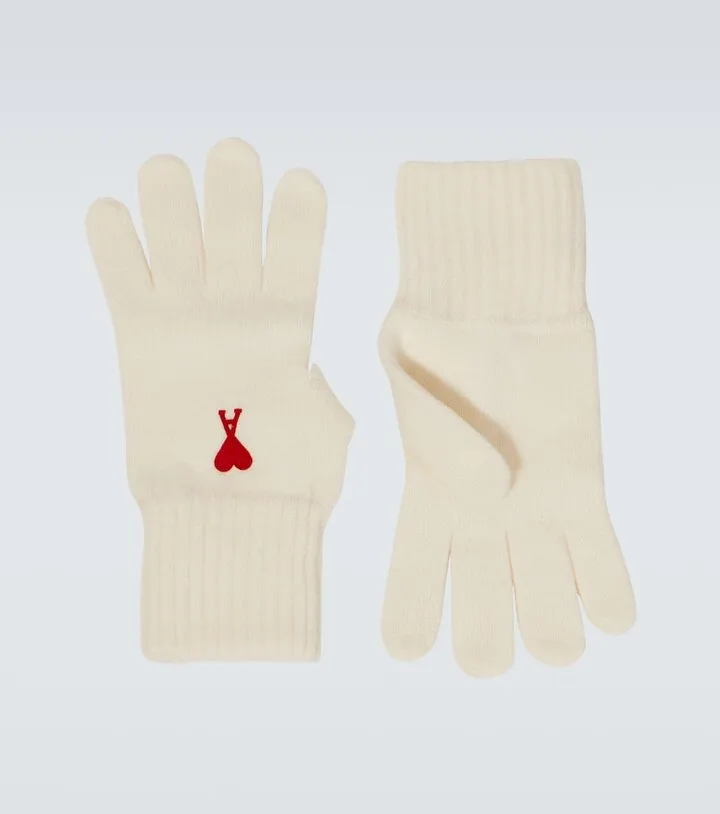 Ami de Cour virgin wool gloves