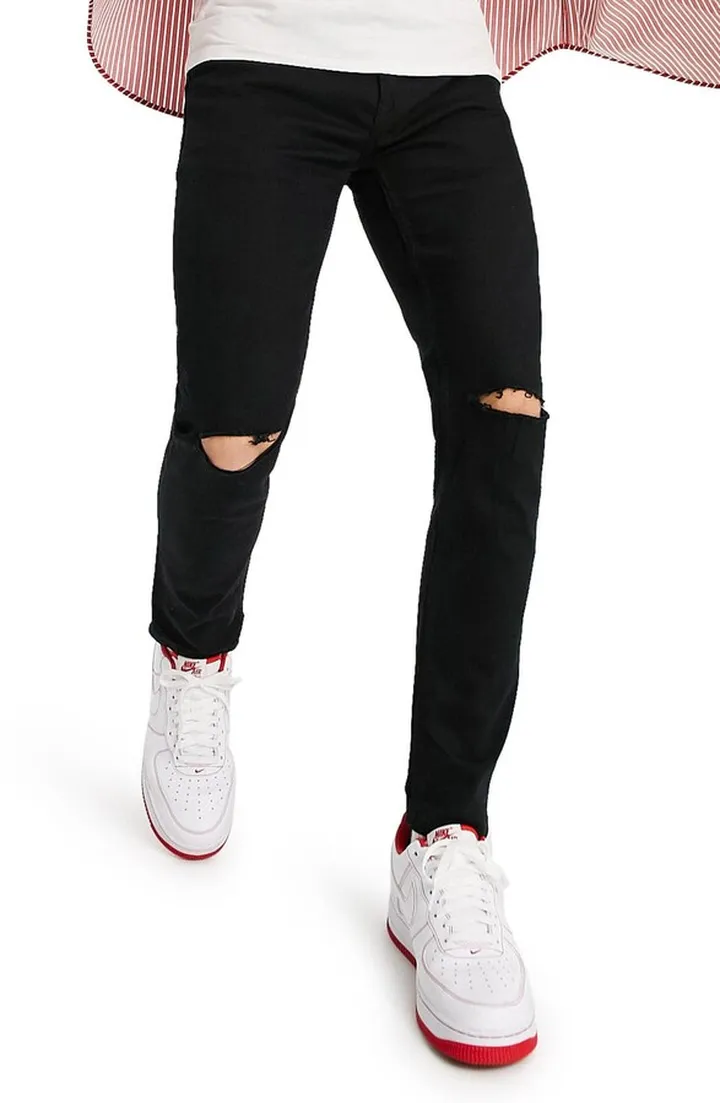 Ripped Skinny Jeans