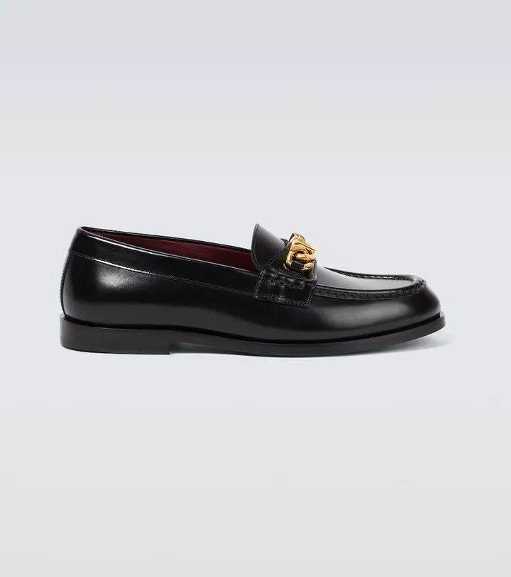 VLogo Chain leather loafers