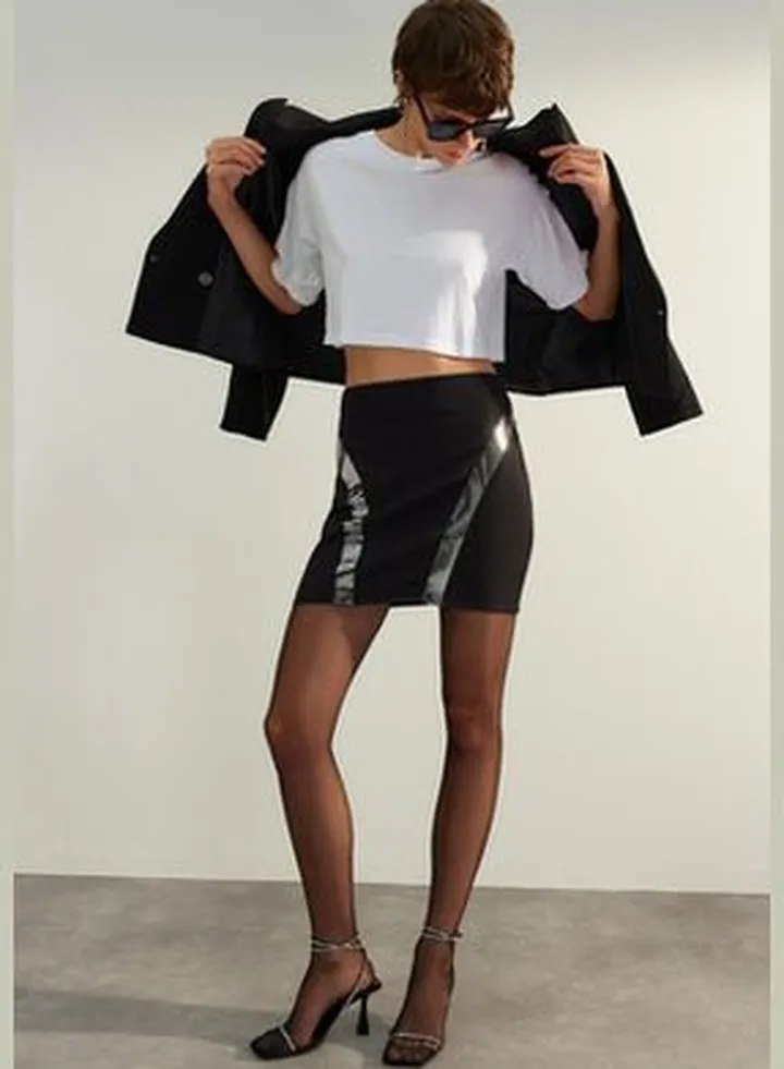 Black Fitted Skirt with Shiny Stones TPRAW24ET00024