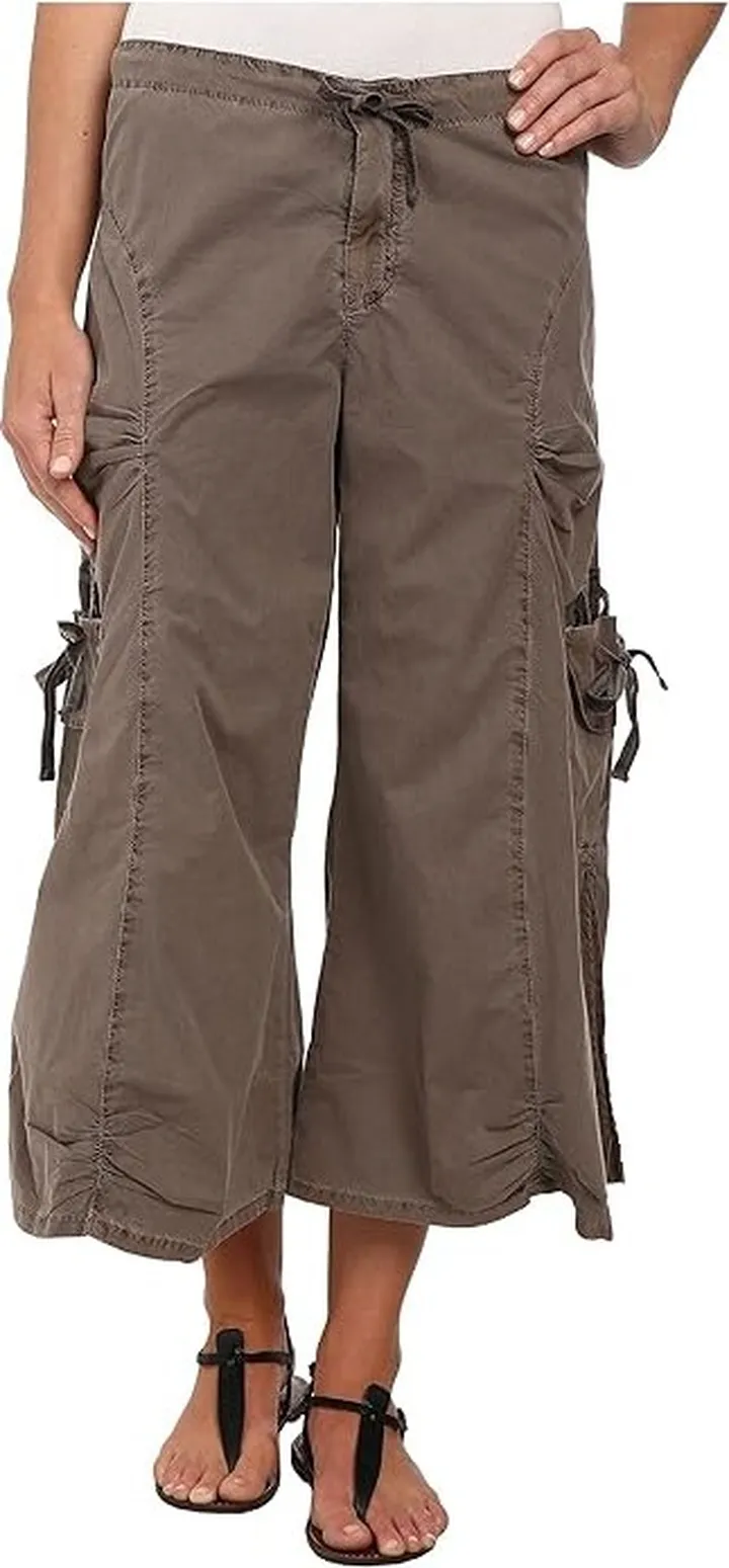 XCVI Cargo Gaucho Crop (Mink) Women's Capri