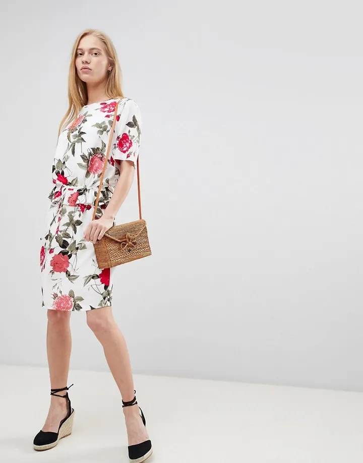 b.Young Floral Waist Detail Dress