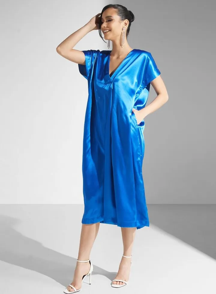 V-Neck Cape Sleeve Kaftan