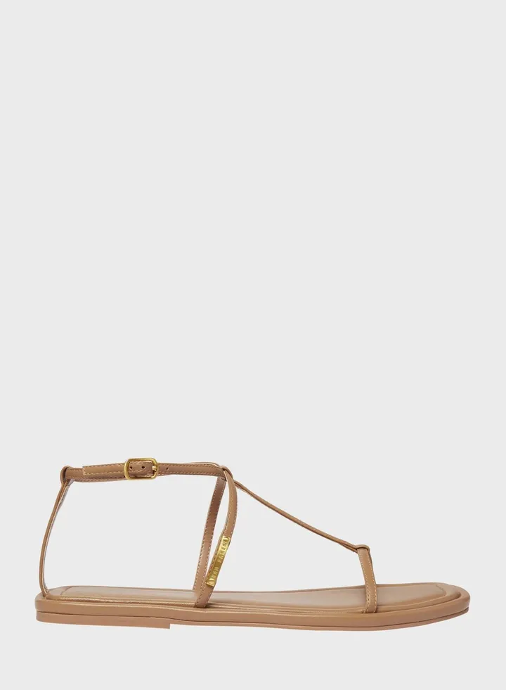 Ashiy Strappy Flat Sandals