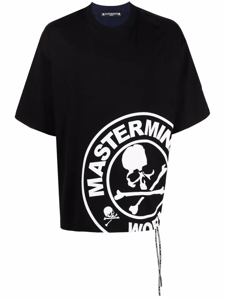 skull and bones logo T-shirt