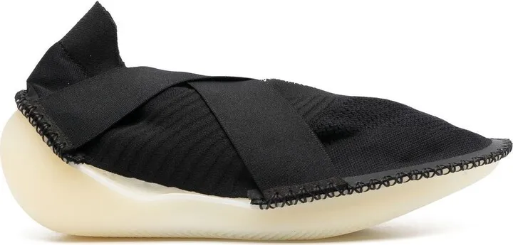 Itogo knitted sneakers