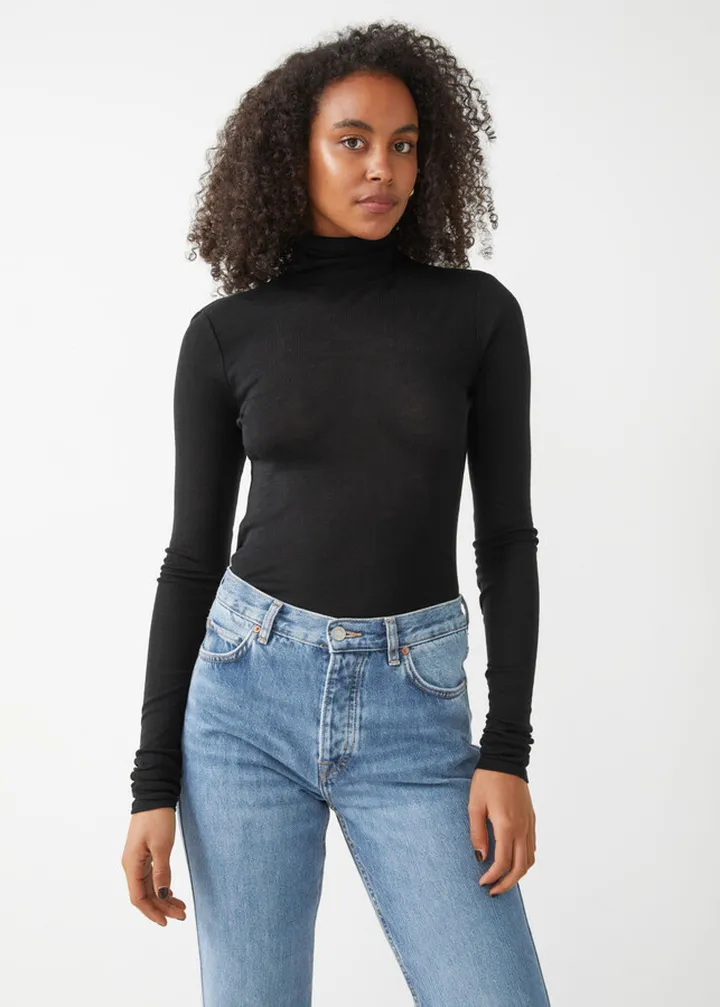Long-Sleeved Woolen Turtleneck Top