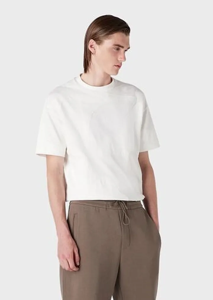 Heavy jersey T-shirt with colour-matched oversized camouflage embroidery