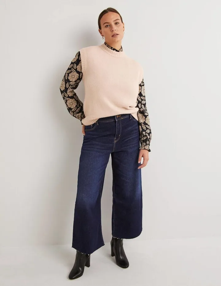 Chunky Cashmere Crew Vest Top