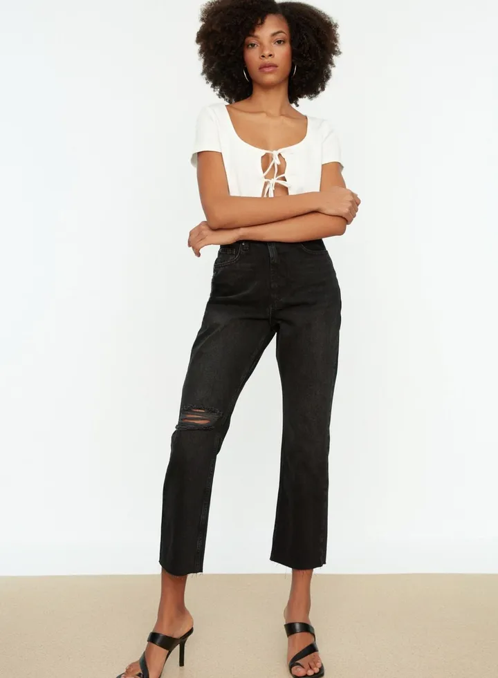 Ripped Straight Jeans