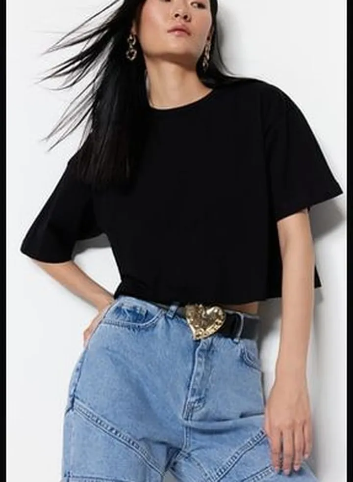 Black 100% Cotton Premium Crop Crew Neck Knitted T-Shirt TWOSS23TS00038