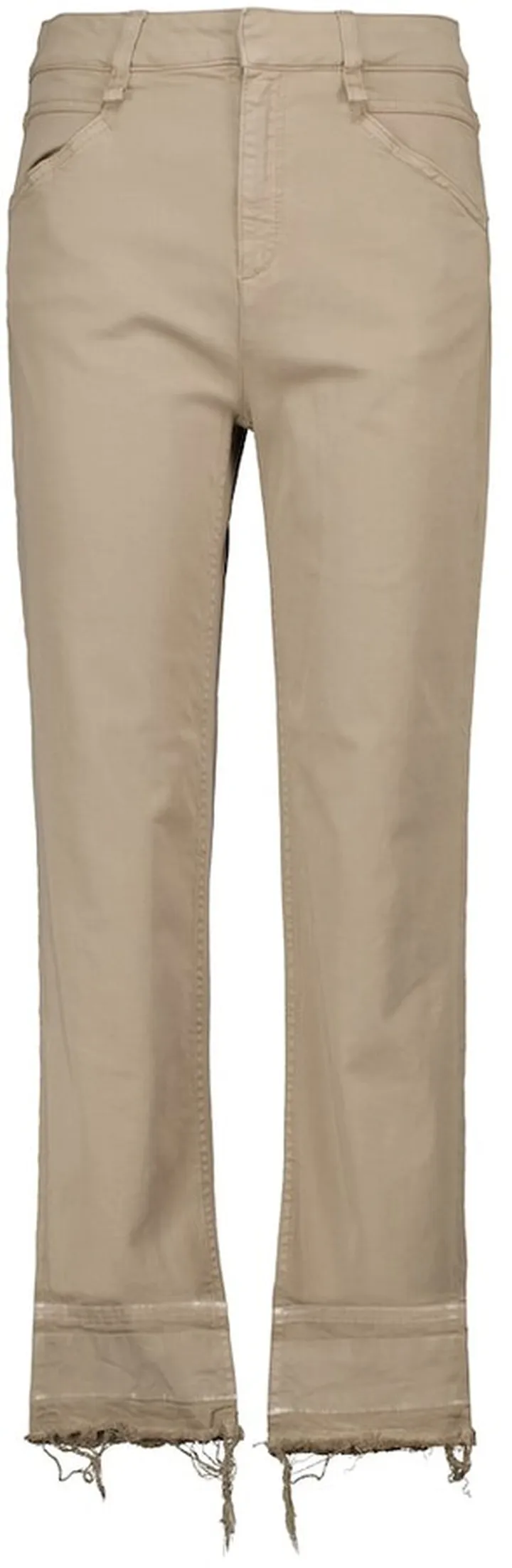 Sporty Coolness distressed jeans