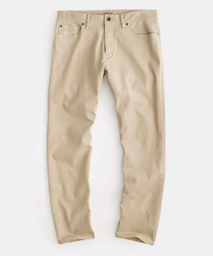 Straight Fit 5-Pocket Chino in Casual Khaki