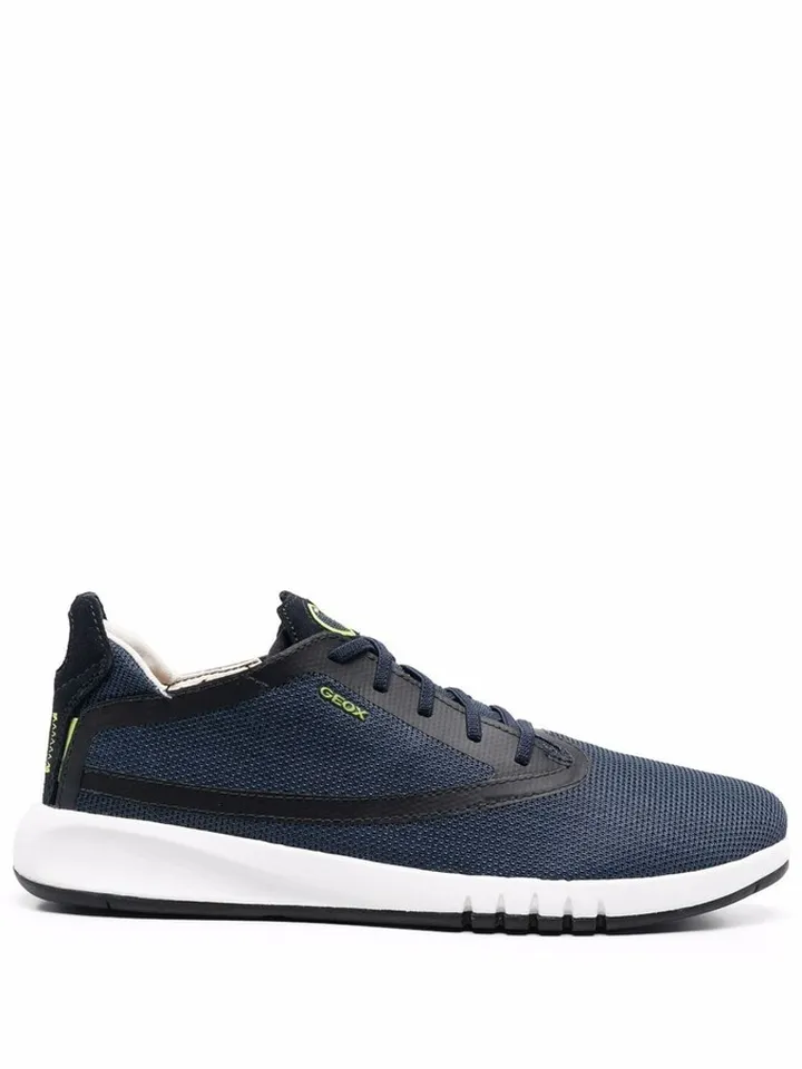 Aerantis low-top sneakers