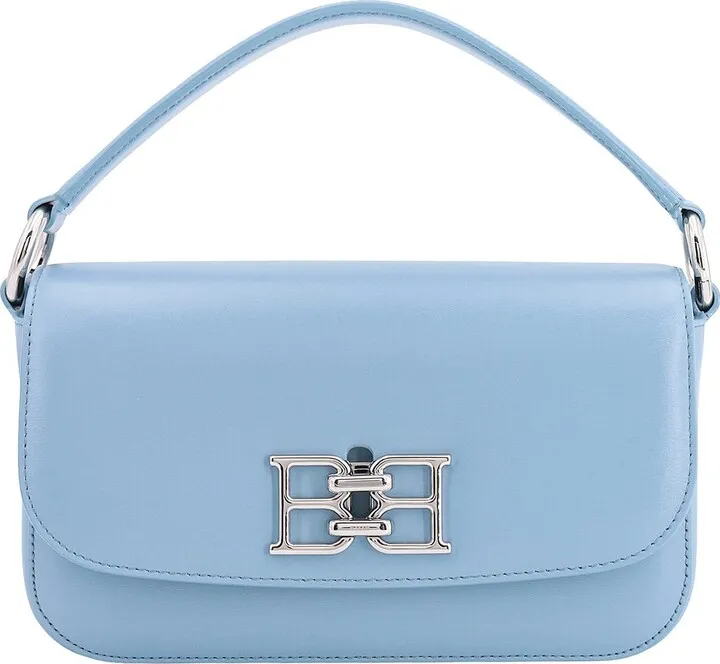 Leather handbga with frontal monogram